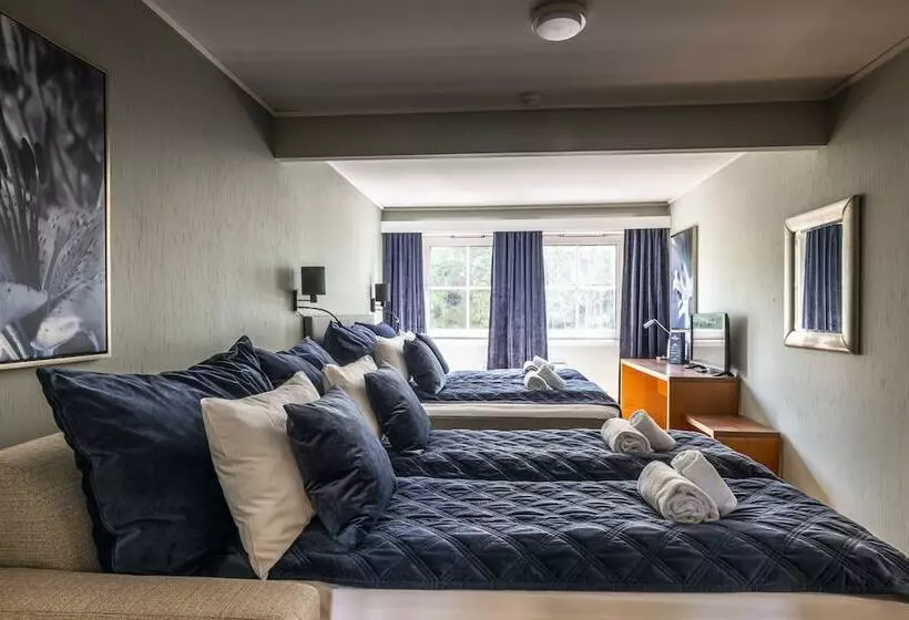 Storebaug Hotell & Kro