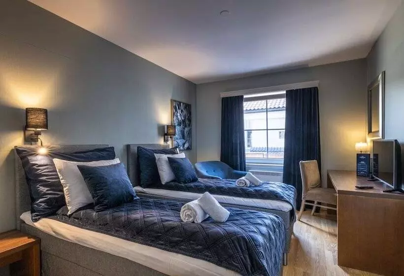 Storebaug Hotell & Kro