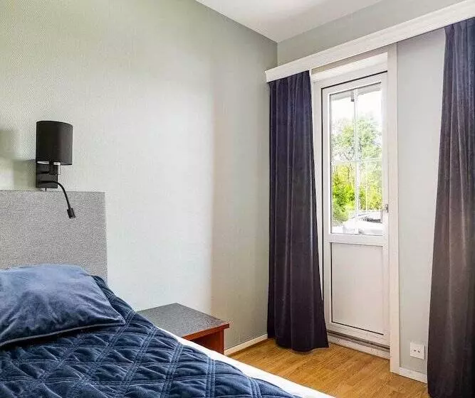 Storebaug Hotell & Kro