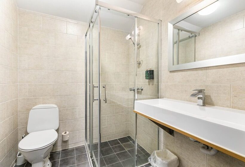 Storebaug Hotell & Kro