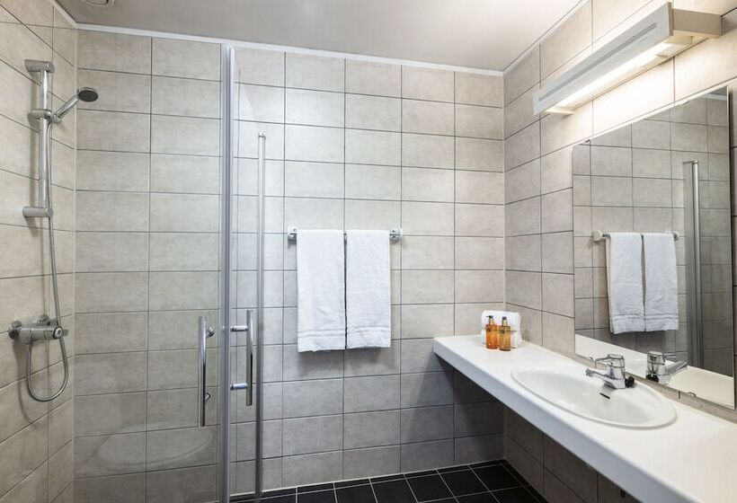 Storebaug Hotell & Kro