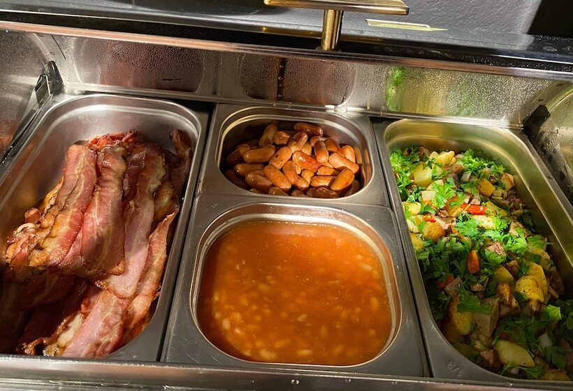 Storebaug Hotell & Kro