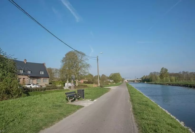 ベッドアンドブレックファースト Aquarand