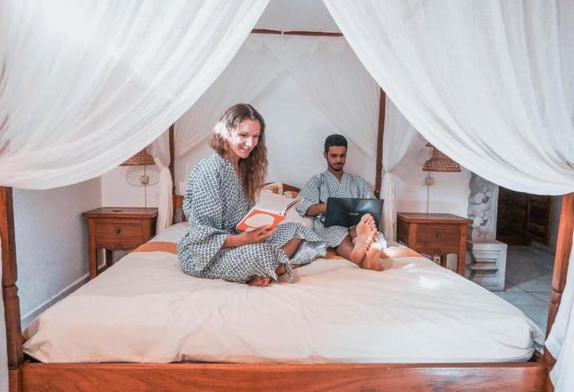 ベッドアンドブレックファースト Lovina Palace