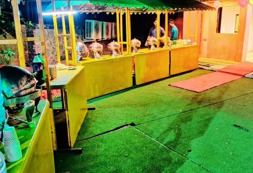 Hotelli Hill Forest Resort Lonavala