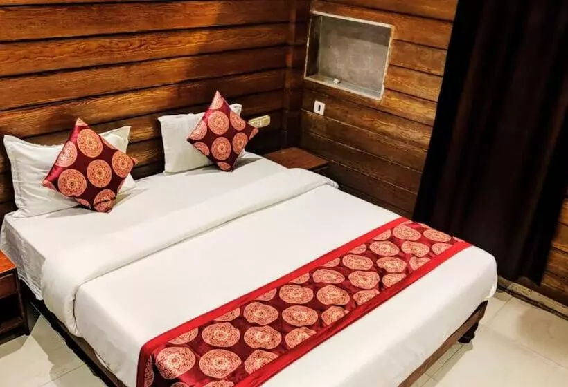 Hotelli Hill Forest Resort Lonavala