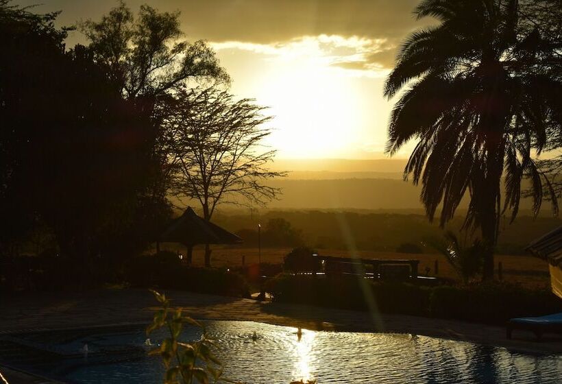 هتل Lake Nakuru Lodge