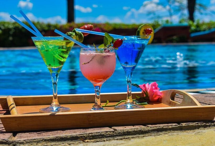 هتل Lake Nakuru Lodge