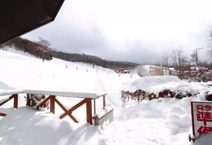 Hotelli Lodge Christmas Rose Zao