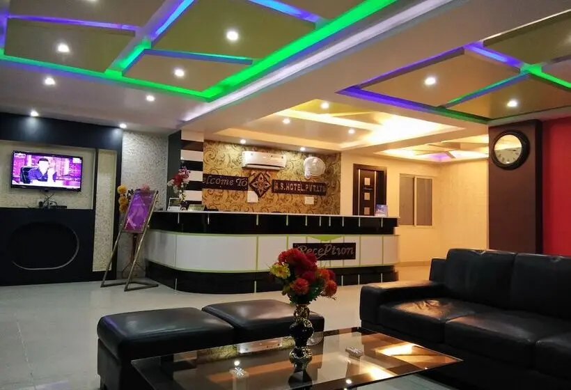 Hotel M S