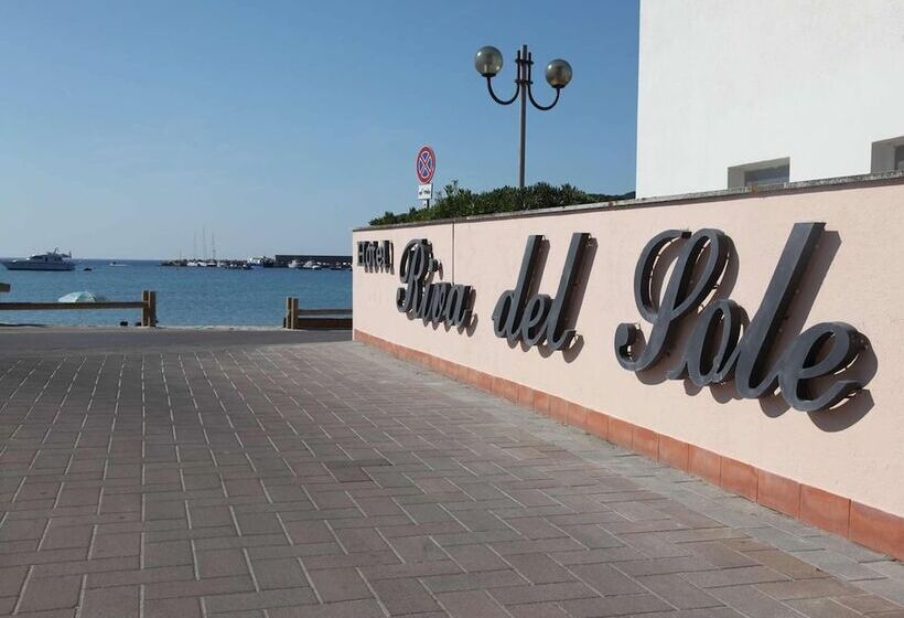 호텔 Riva Del Sole