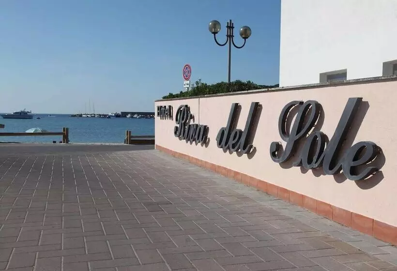 ホテル Riva Del Sole