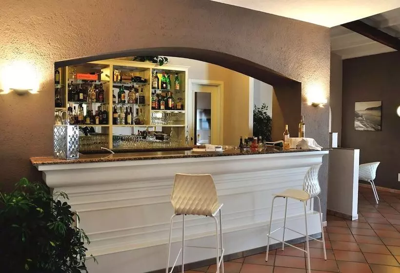 ホテル Riva Del Sole