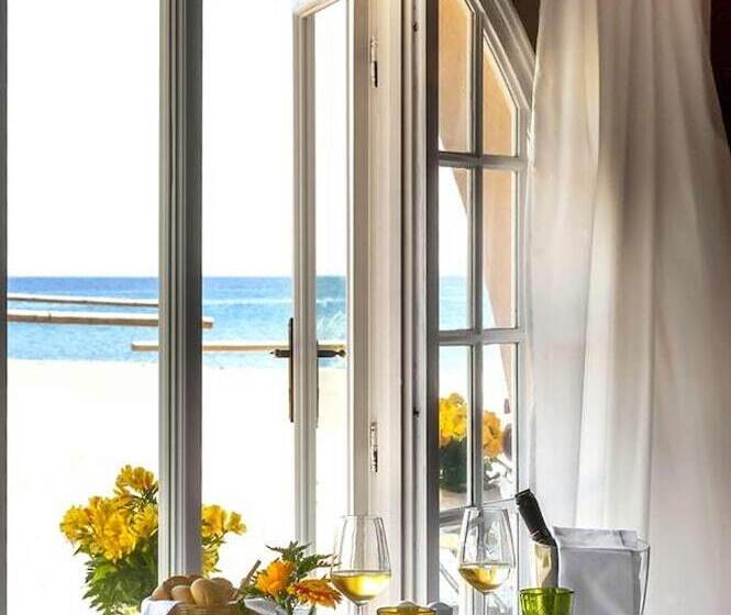 호텔 Riva Del Sole