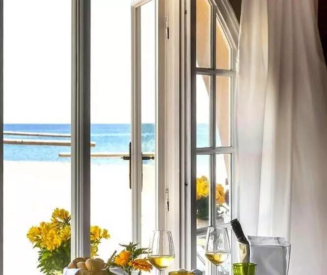 ホテル Riva Del Sole