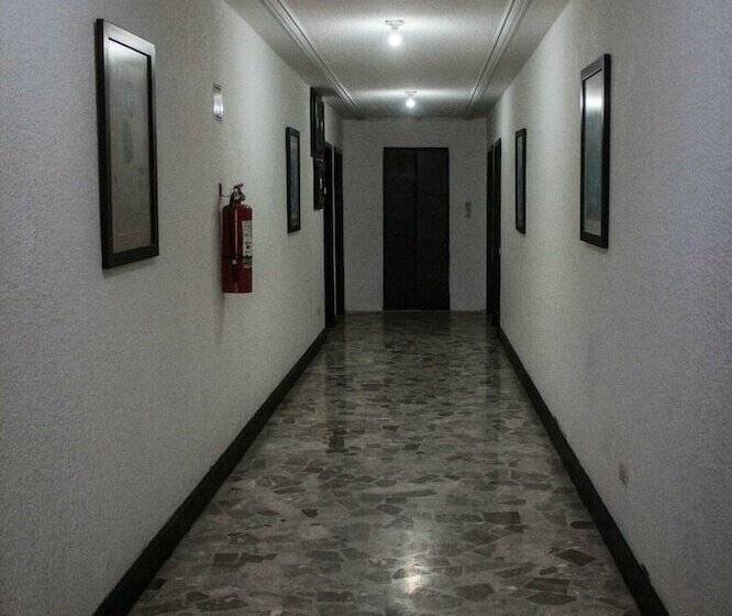 فندق Sierra Real