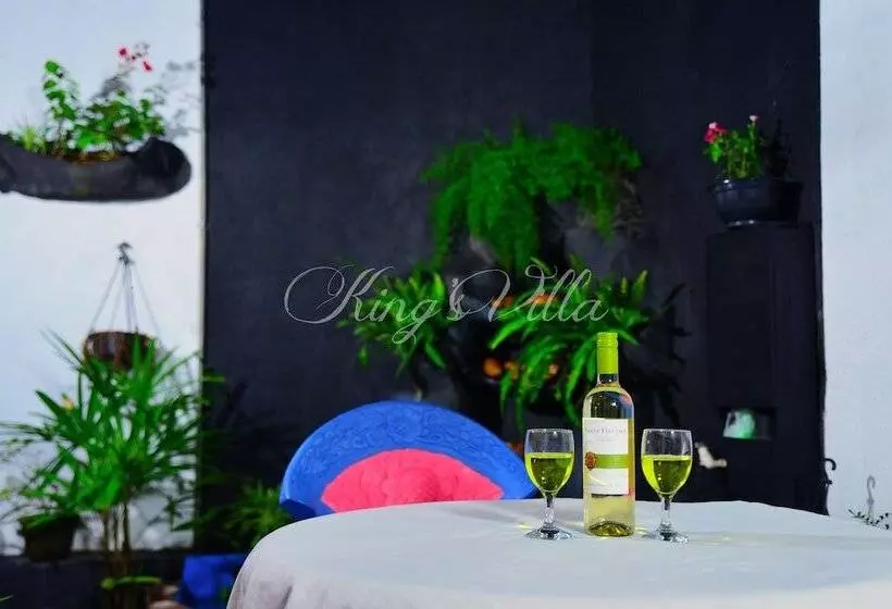 Kings Villa