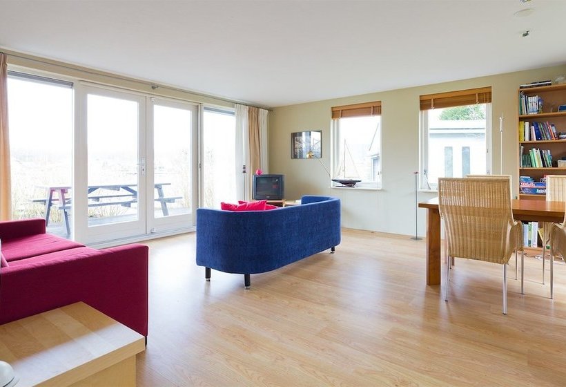 Lakehouse  Overnachten In Stijl