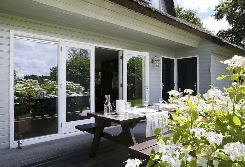 Lakehouse  Overnachten In Stijl