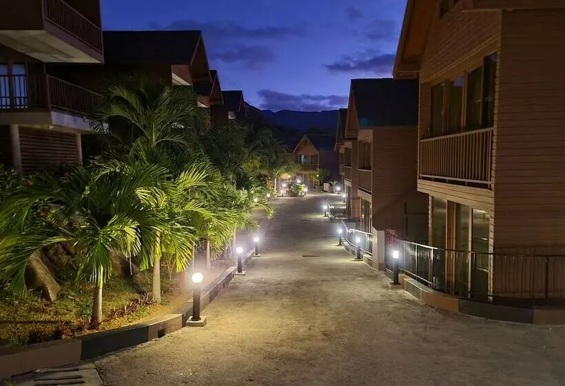 Oceanica Resort Seychelles