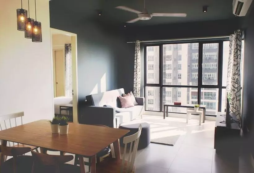 Majatalo Nova Sj Homestay