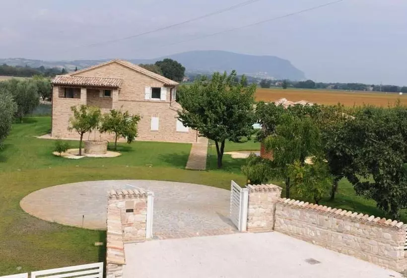 Aamiaismajoitus (B&B) Casale Papa