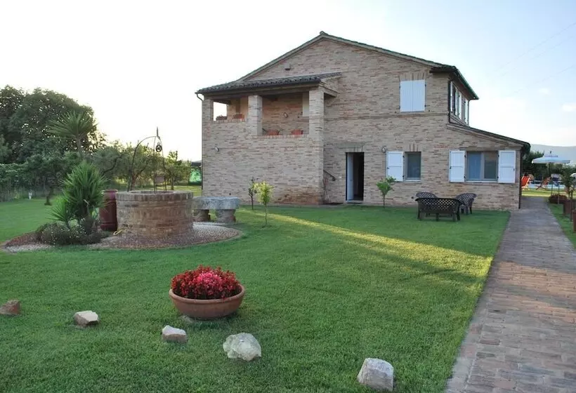 Aamiaismajoitus (B&B) Casale Papa