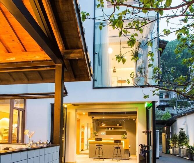 צימר Hangzhou Qiyun Minsu