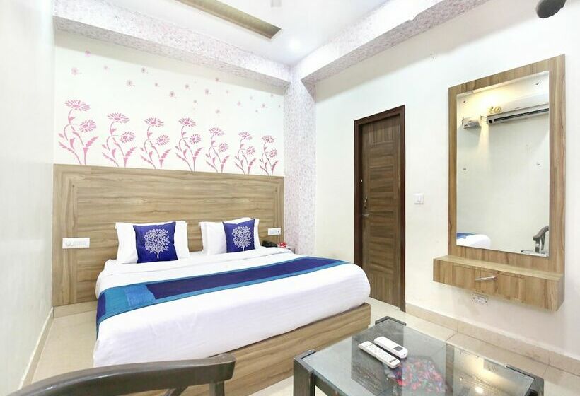هتل Modern Palace By Oyo Rooms