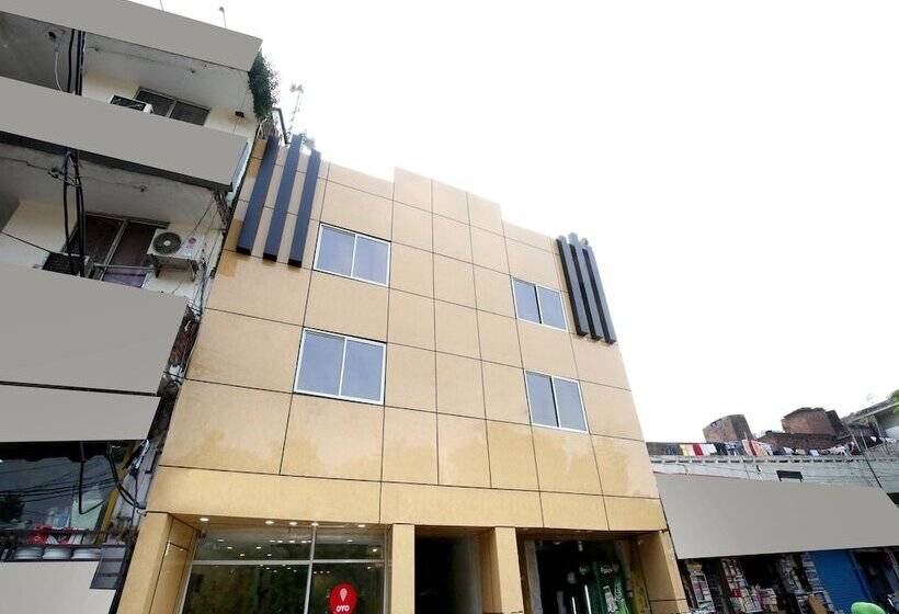 هتل Modern Palace By Oyo Rooms