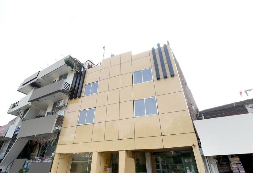 هتل Modern Palace By Oyo Rooms