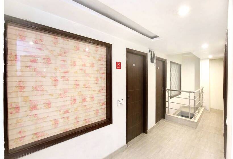 هتل Modern Palace By Oyo Rooms