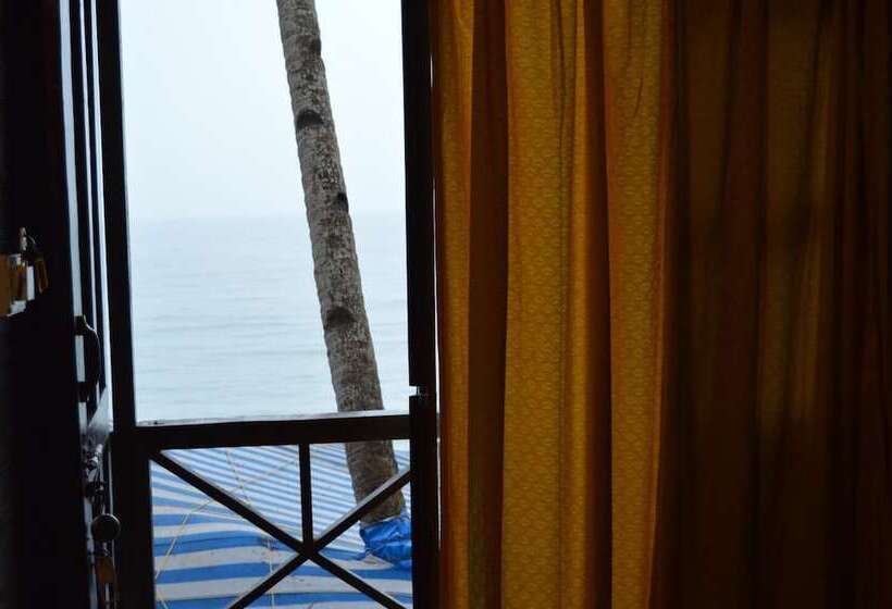 Hotel Royal Touch Beach Huts