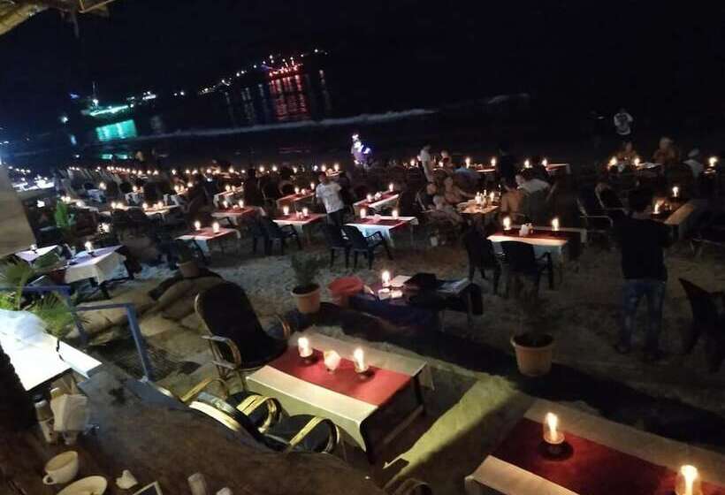 Hotel Royal Touch Beach Huts