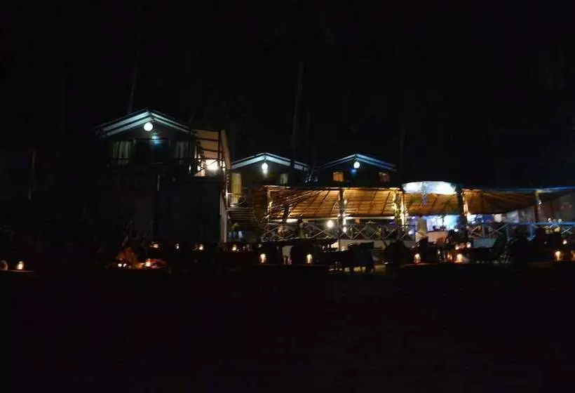 Hotel Royal Touch Beach Huts