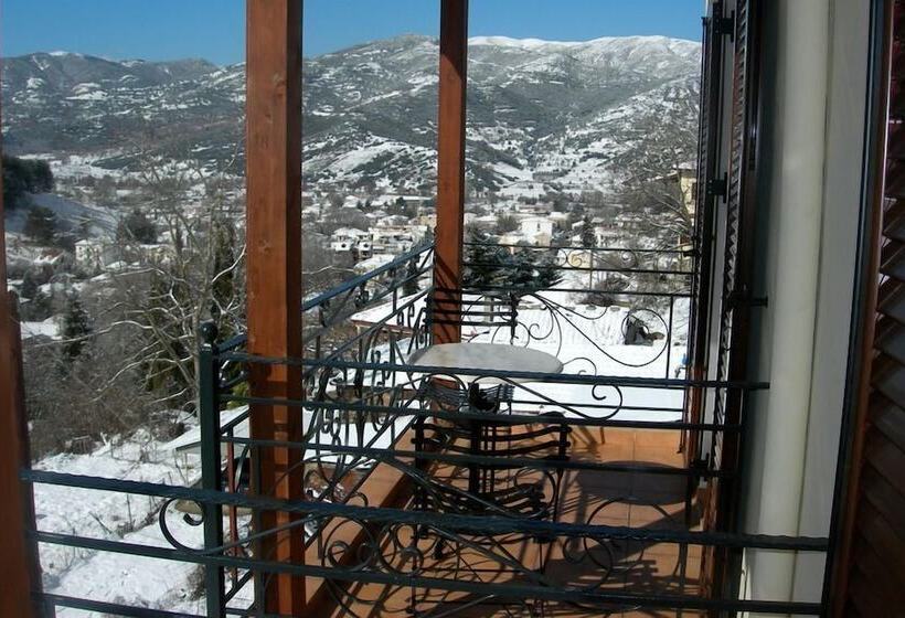 ペンション Amadriades