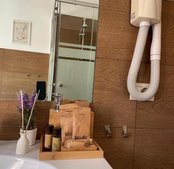 پانسیون Anna Guest House