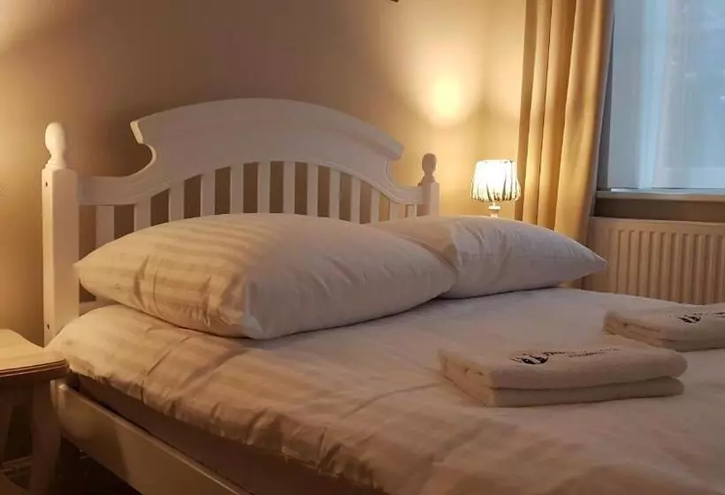 Majatalo Dwie Wieże