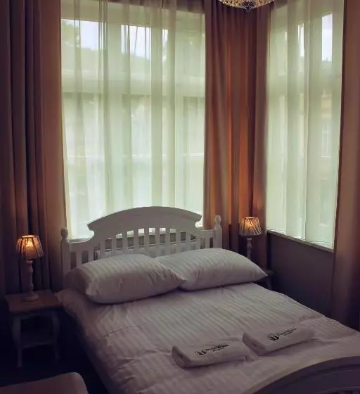 Majatalo Dwie Wieże