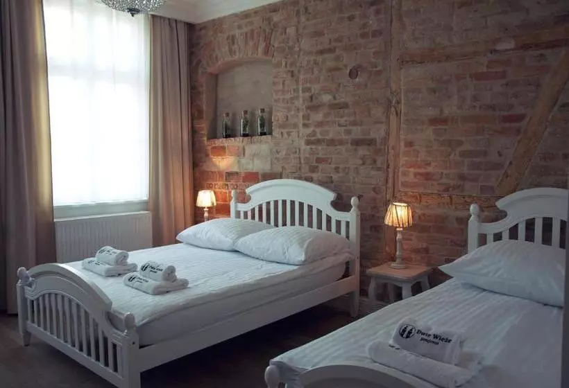 Majatalo Dwie Wieże