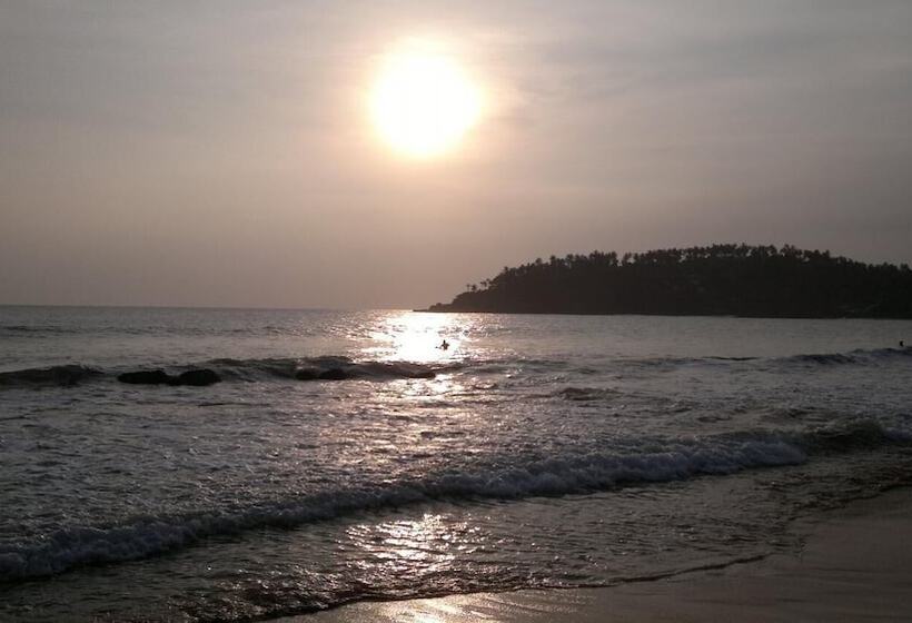 Pensão Wonderland Mirissa Lucky Guest Home