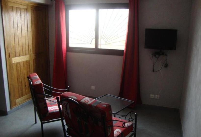 تختخواب و صبحانه Le Clos Des Oliviers