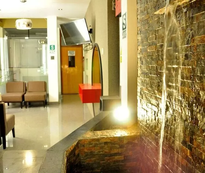 Hostal Luna Muchik