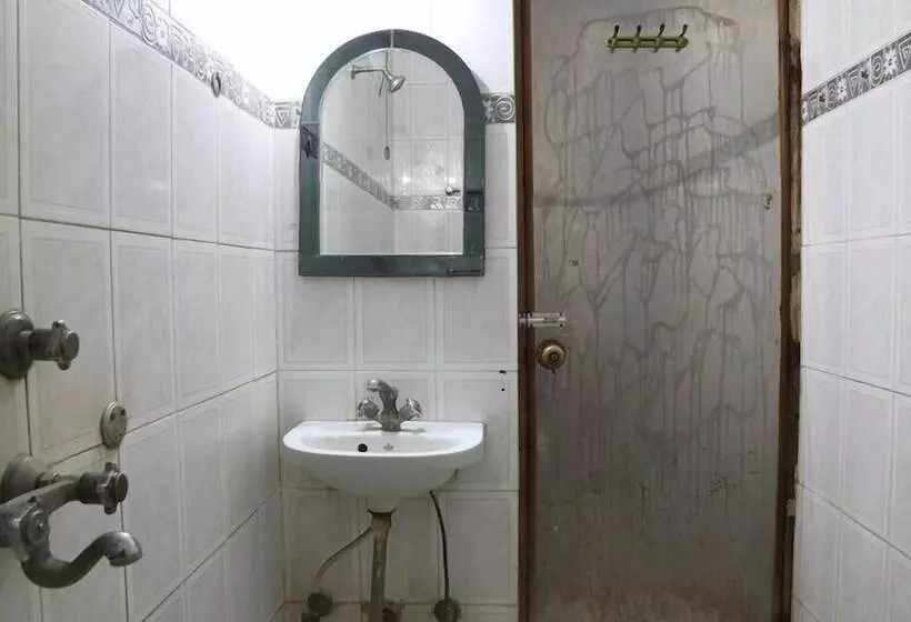 ホテル Delhi Regency