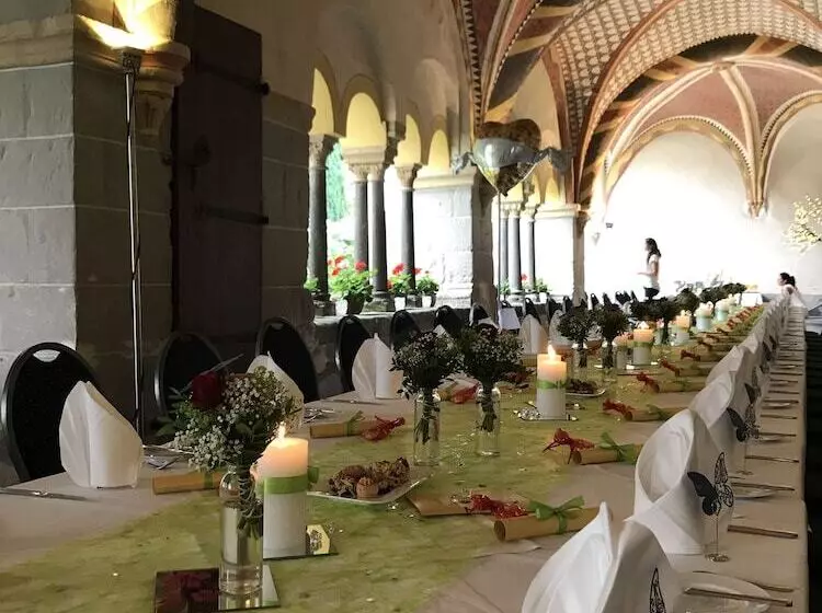 Hotelli Gästehaus Der Abtei Sayn