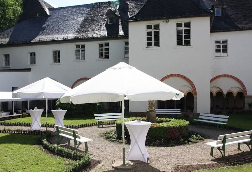 Отель Gästehaus Der Abtei Sayn