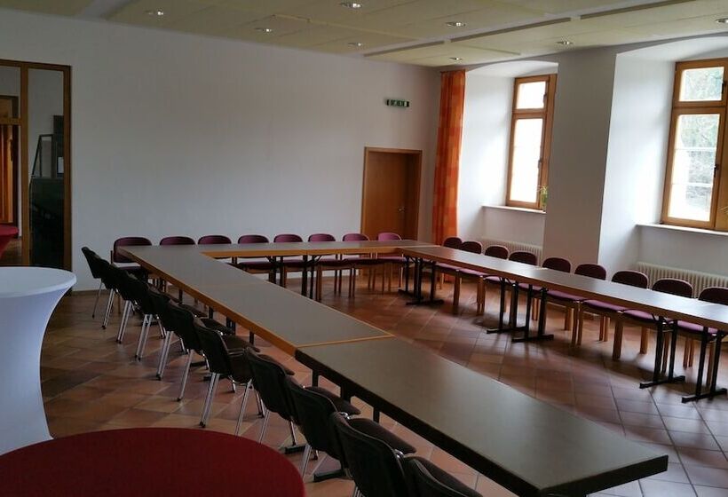 Отель Gästehaus Der Abtei Sayn