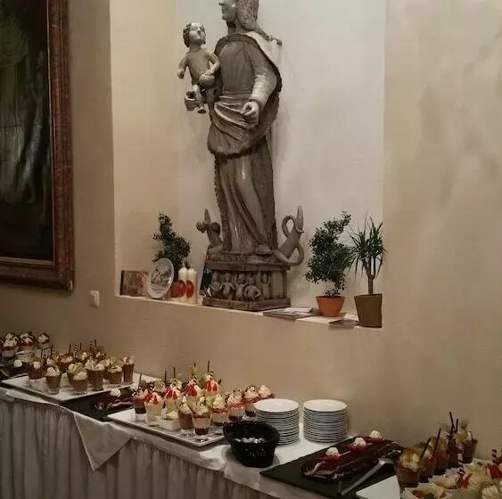 Hotelli Gästehaus Der Abtei Sayn