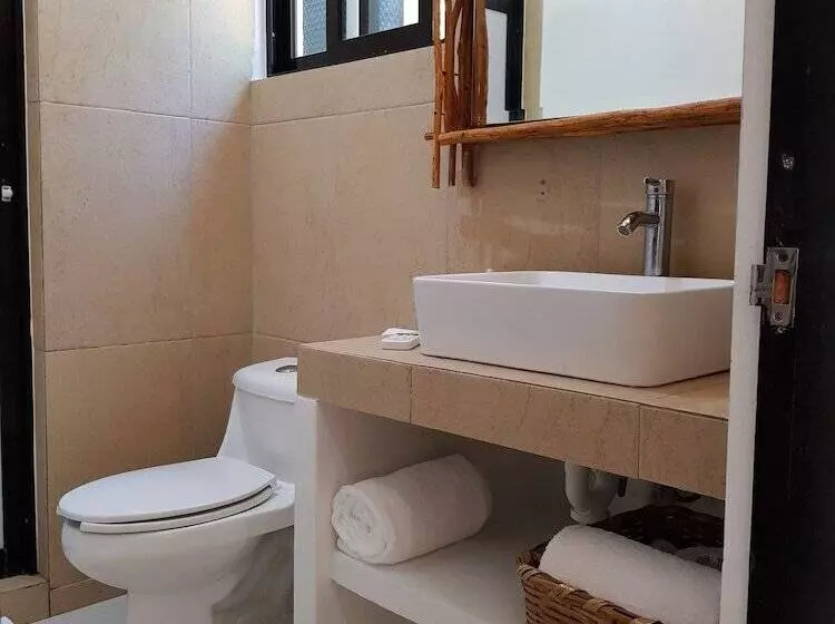 Hotelli Maya Eco Village