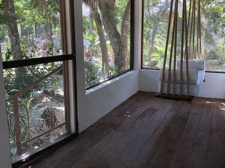 فندق Maya Eco Village